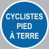 cyclistes pied à terre