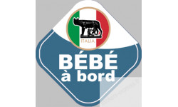 bébé à bord gars d'origine Italienne