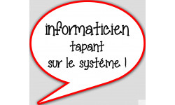 informaticien tapant sur le systéme