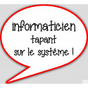 informaticien tapant sur le systéme